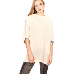 Shannon Passero OS off white tunic with stripe on sleeve. Oversiz…